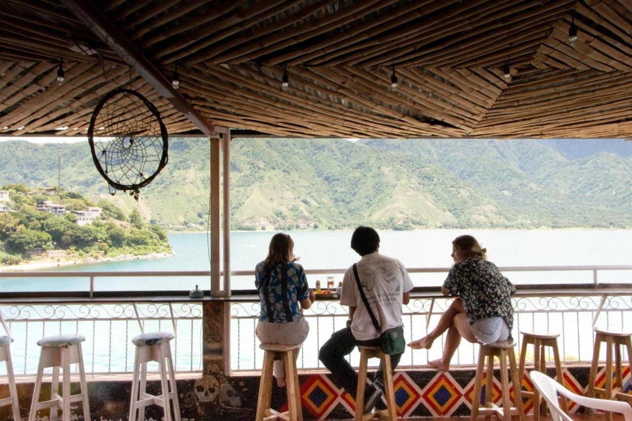 Amigos Hotel San Pedro La Laguna Exterior photo
