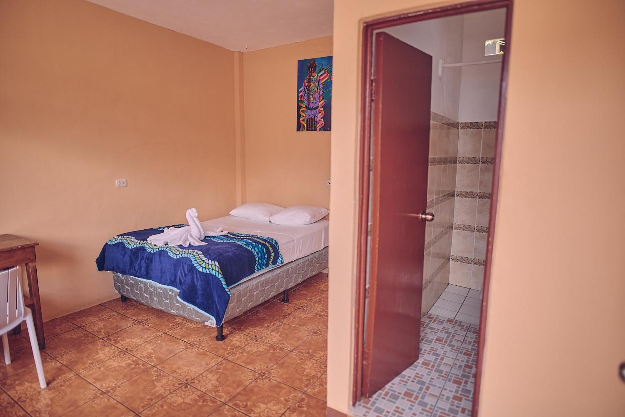 Amigos Hotel San Pedro La Laguna Exterior photo